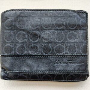Ferragamo Men's Leather Bifold Wallet